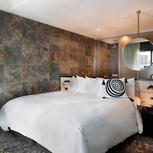 Studio King Room